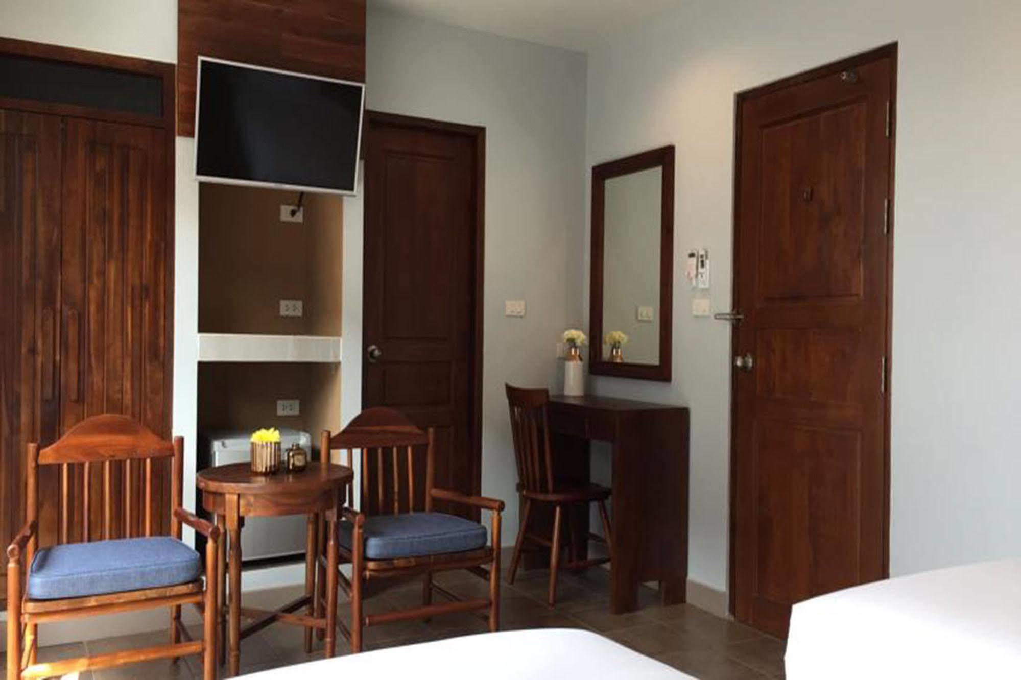 Carunda Hotel Ban Nong Hin  Exteriér fotografie