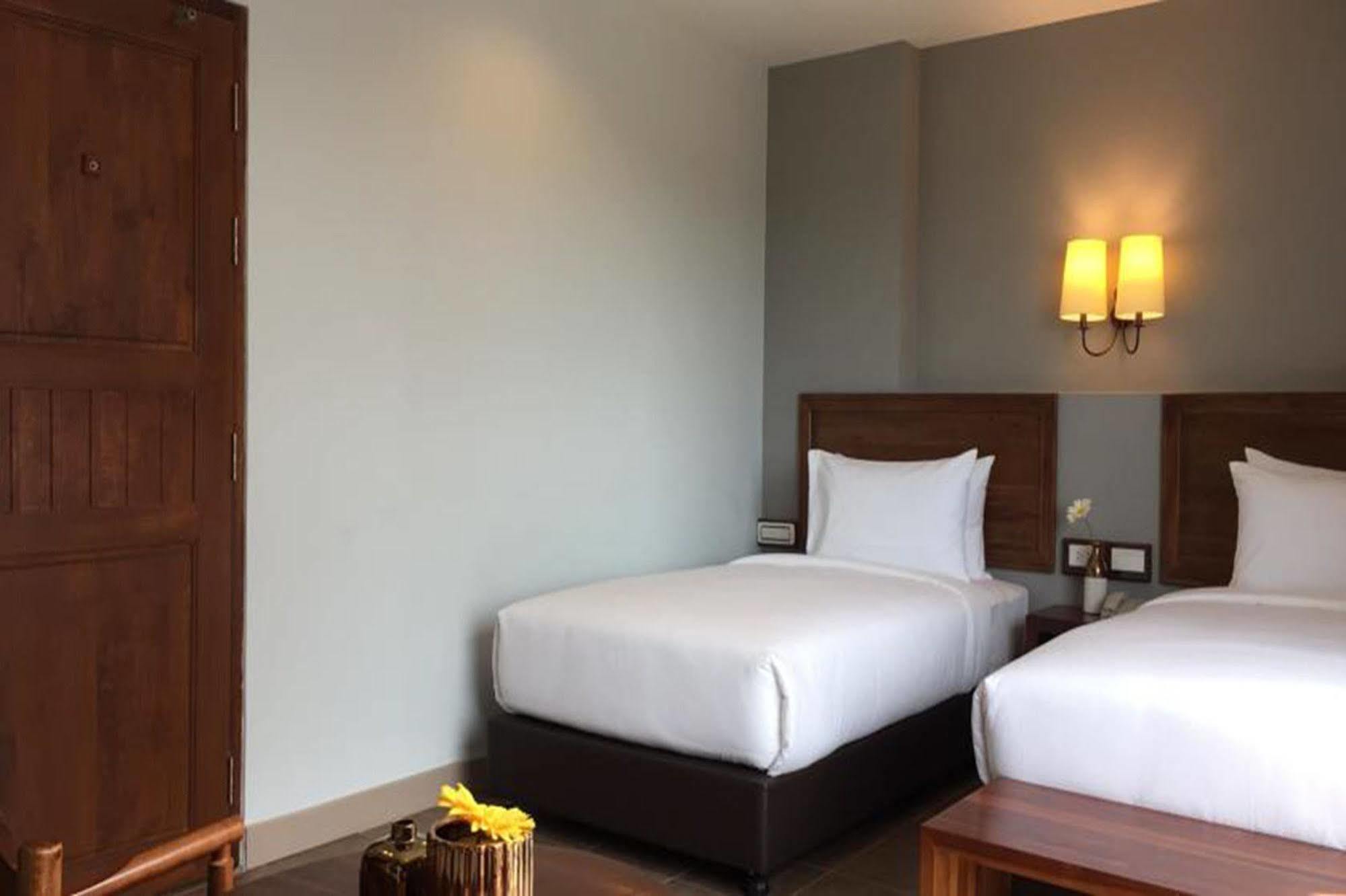 Carunda Hotel Ban Nong Hin  Exteriér fotografie