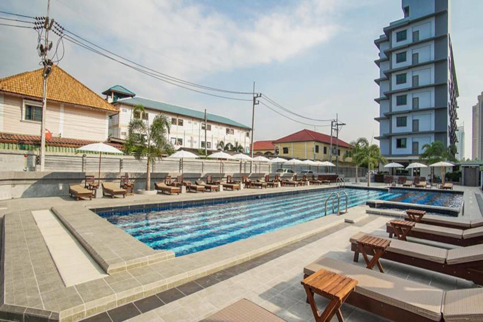 Carunda Hotel Ban Nong Hin  Exteriér fotografie