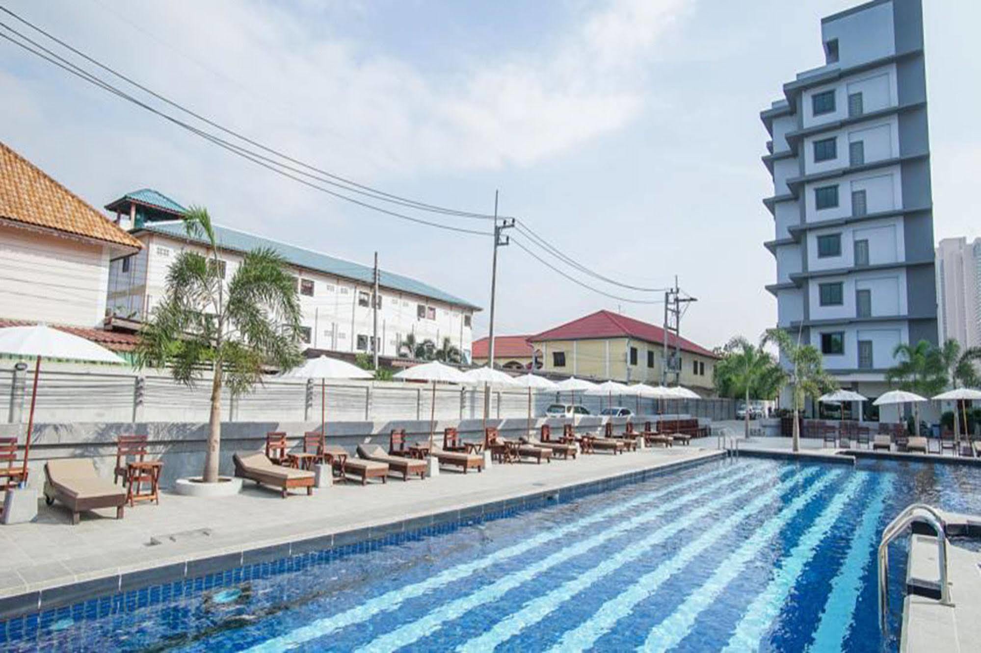 Carunda Hotel Ban Nong Hin  Exteriér fotografie